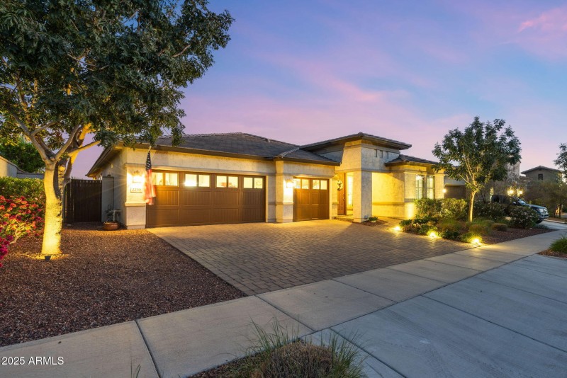 1-web-or-mls-2259-n-springfield-st