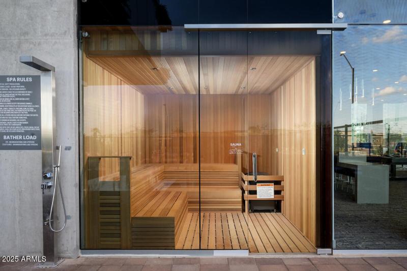 44 Sky Deck Amenity Dry Sauna