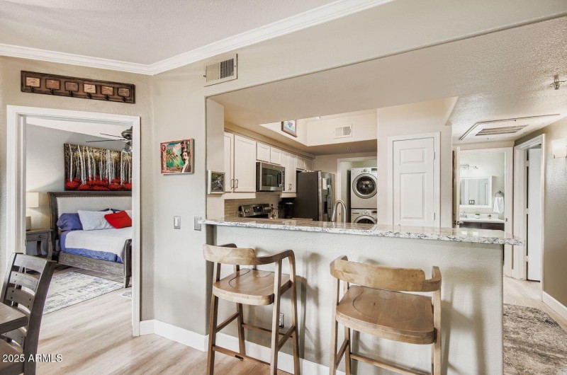 15095 N Thompson Peak Pkwy 1005 - Web Qu