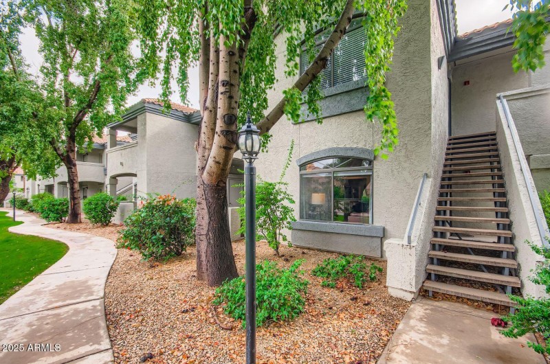 15095 N Thompson Peak Pkwy 1005 - Web Qu