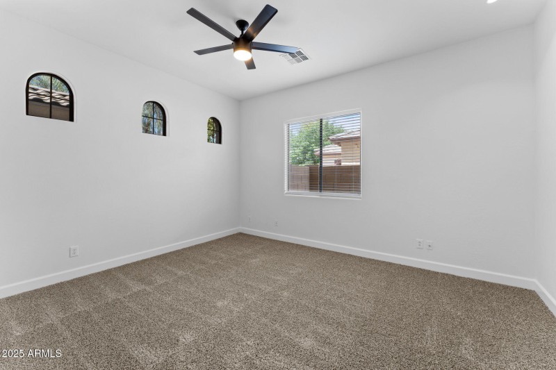 20-web-or-mls-019-office