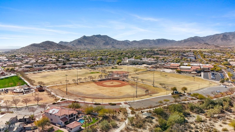 66-web-or-mls-20438-w-calle-encorvada