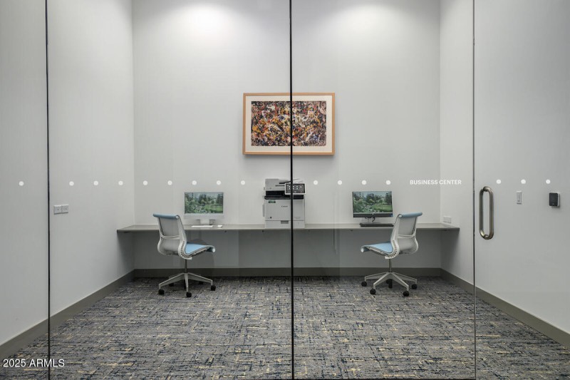 27 Amenity Business Center