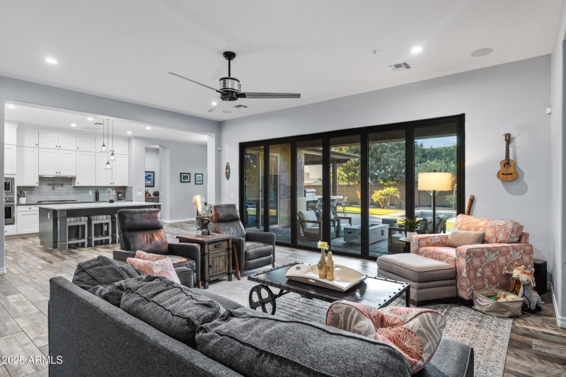 21978 E Aspen Valley Dr-11