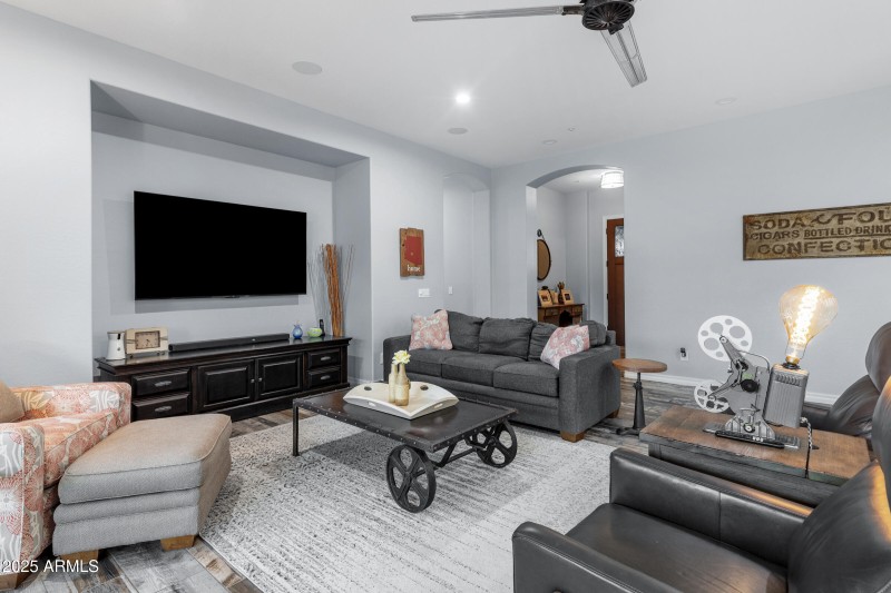 21978 E Aspen Valley Dr-14