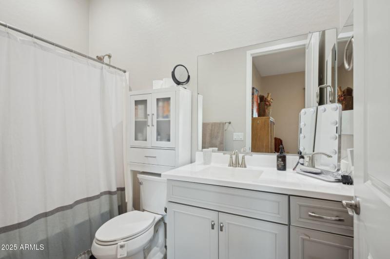 30-web-or-mls-42197-w-rosewood-ln