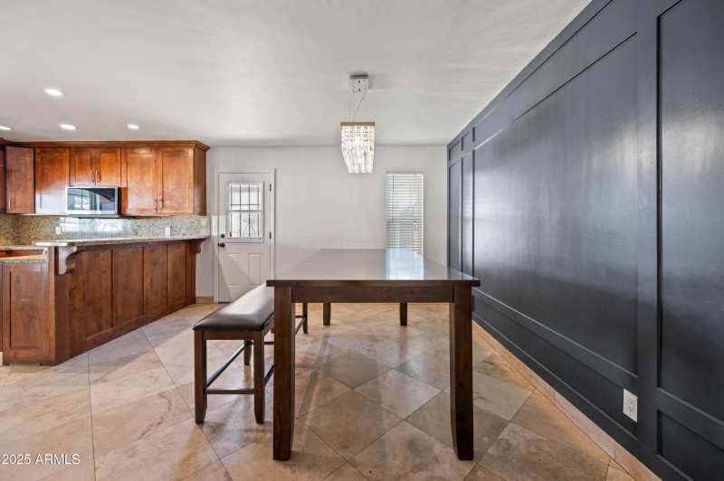 4046 E Hidalgo Ave Phoenix AZ 85040-34