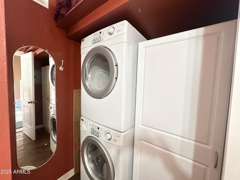 STACKABLE WASHER/DRYER