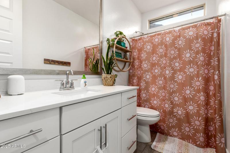 20 - Echo bathroom #2