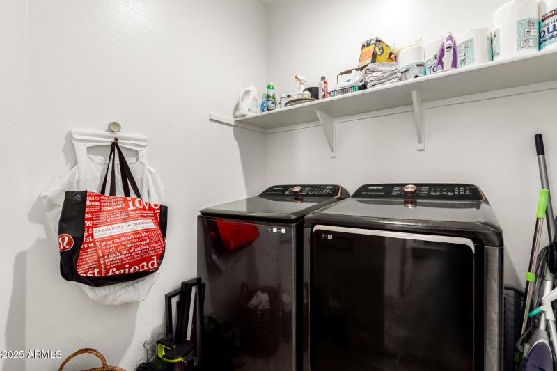 25 - Echo laudry room