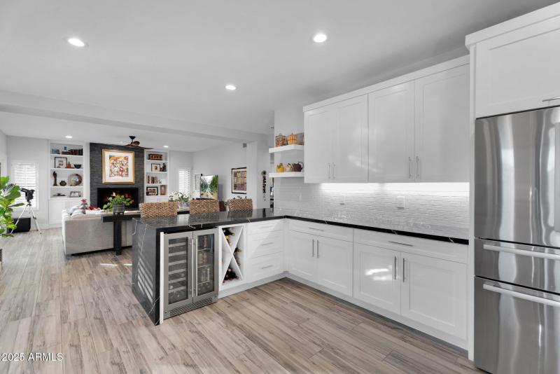 Kitchen – Wide Angle