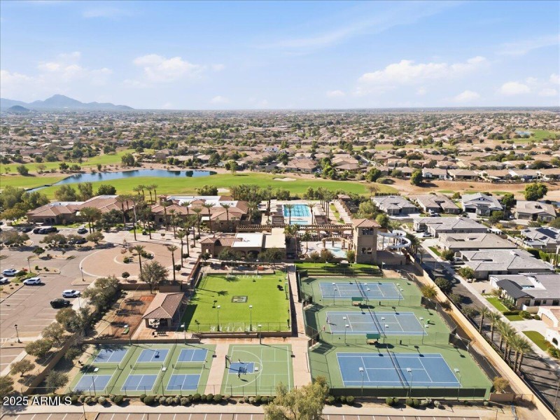 Seville Tennis & Pickleball