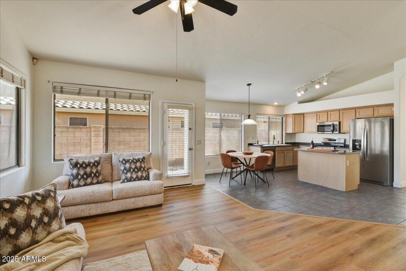 14-Family to Kitchen