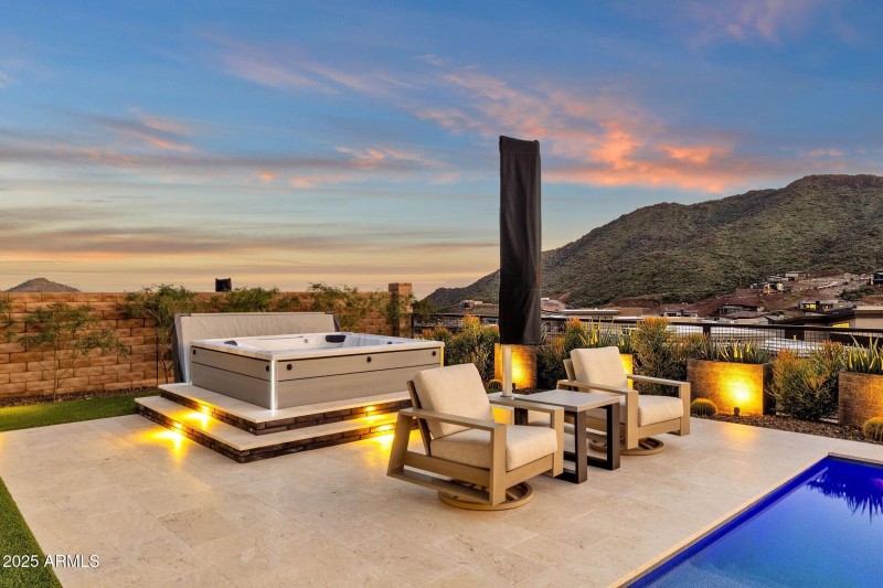 011_Spa Patio Lights