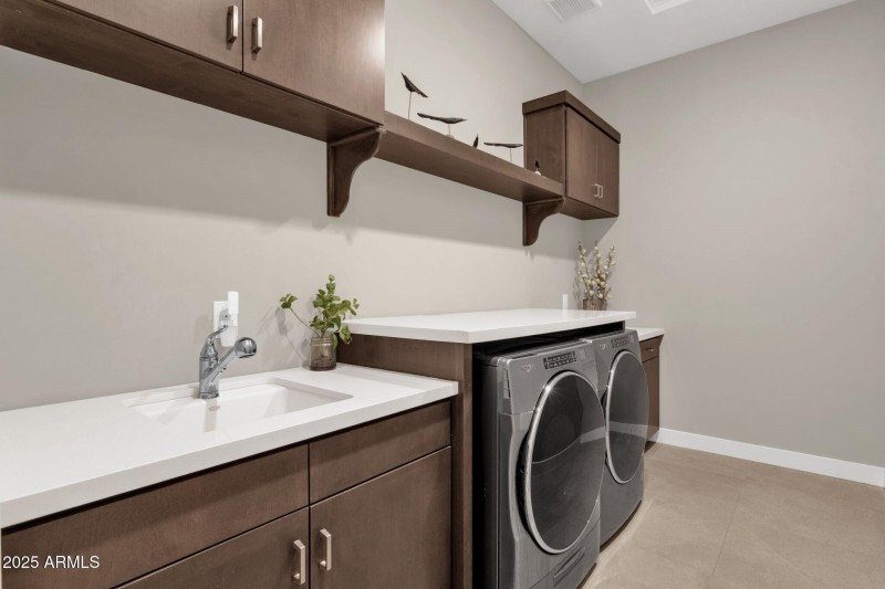 045_Laundry Room