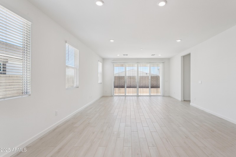 8-print-7377-w-buckhorn-trail-lot-1048