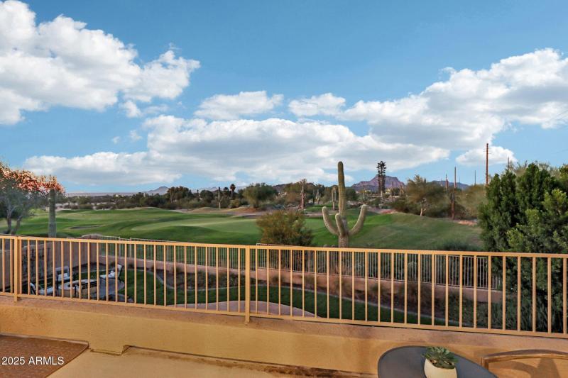 4-web-or-mls-N Saint Elias Cir-S2511-004