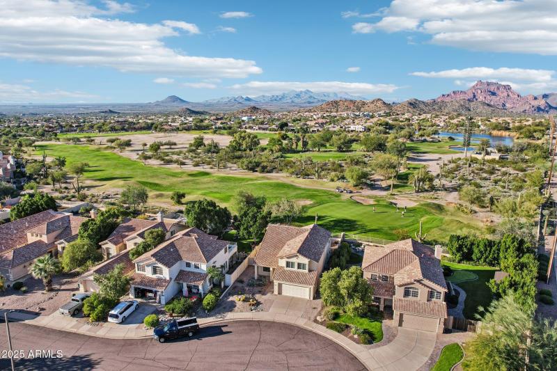 15-web-or-mls-N Saint Elias Cir-S2511-01