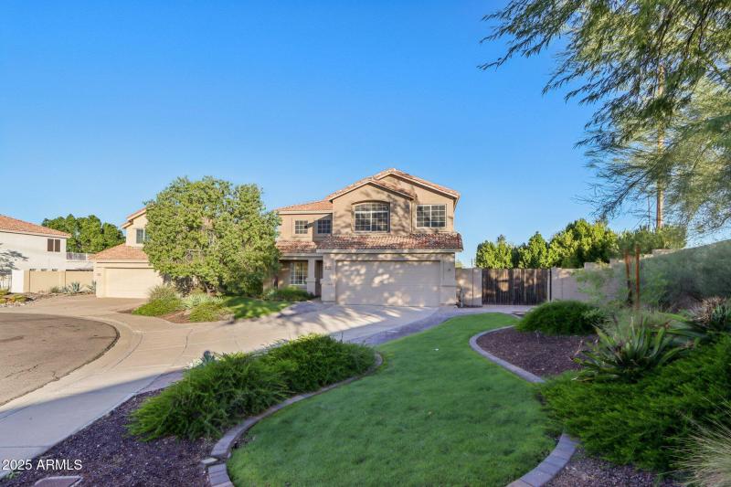 23-web-or-mls-N Saint Elias Cir-S2611-1-