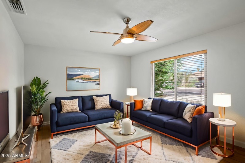 52_p2388344 - living room - modern - 4