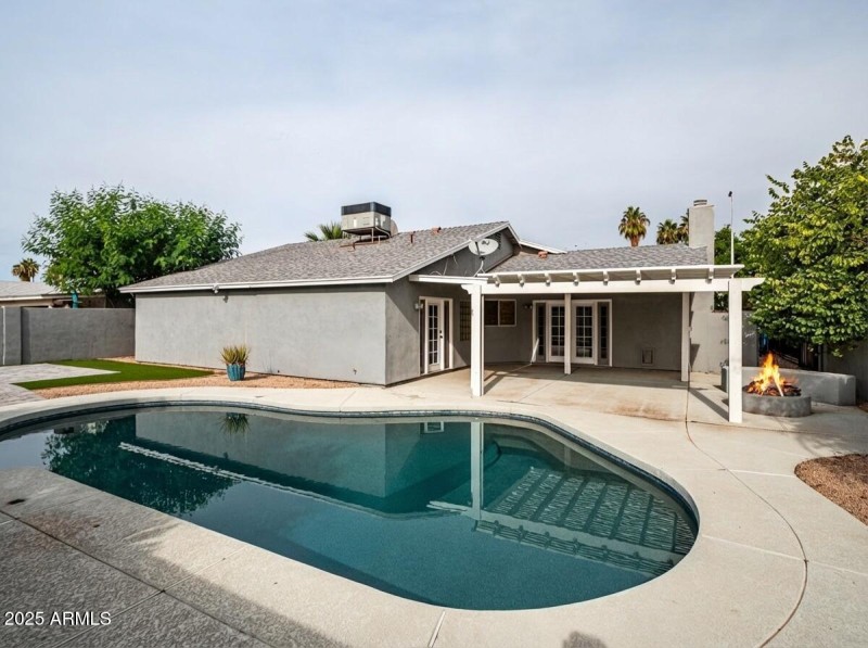 11_34a822bd-e55f-4af8-80fe-8665c63865cb.