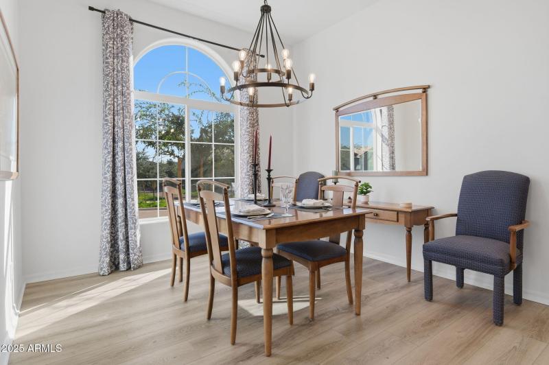 7-web-or-mls-2142 W Hide Tr-7