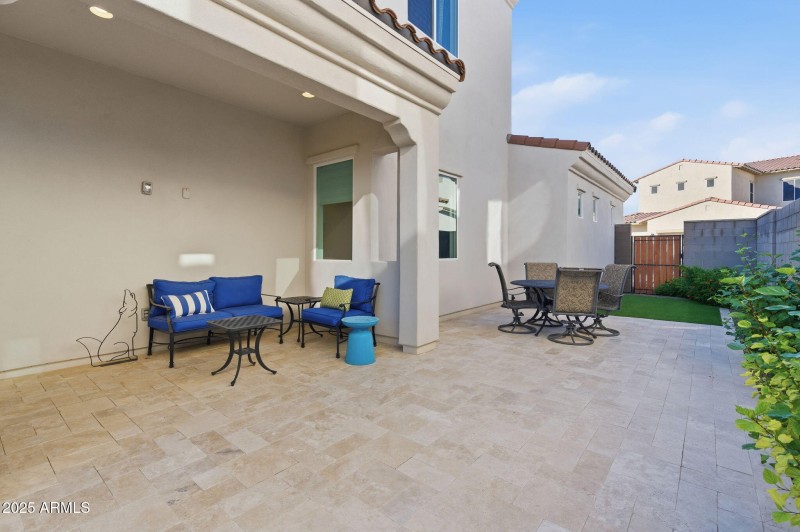 30-web-or-mls-2142 W Hide Tr-30