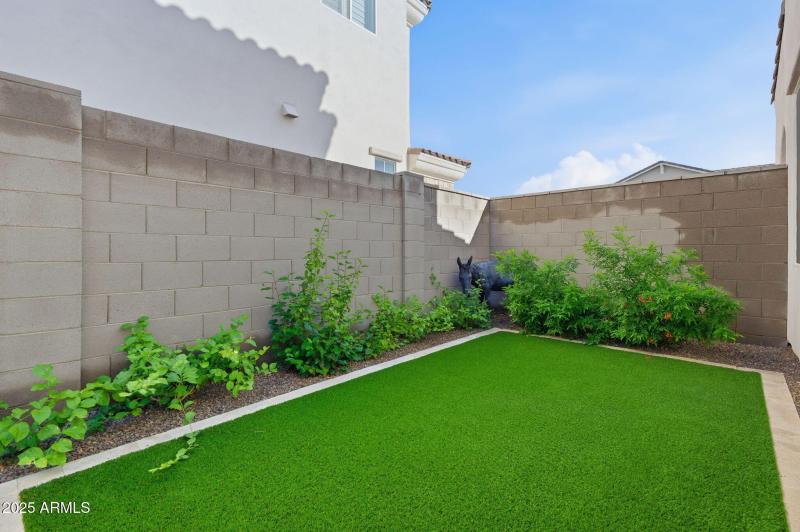 31-web-or-mls-2142 W Hide Tr-31