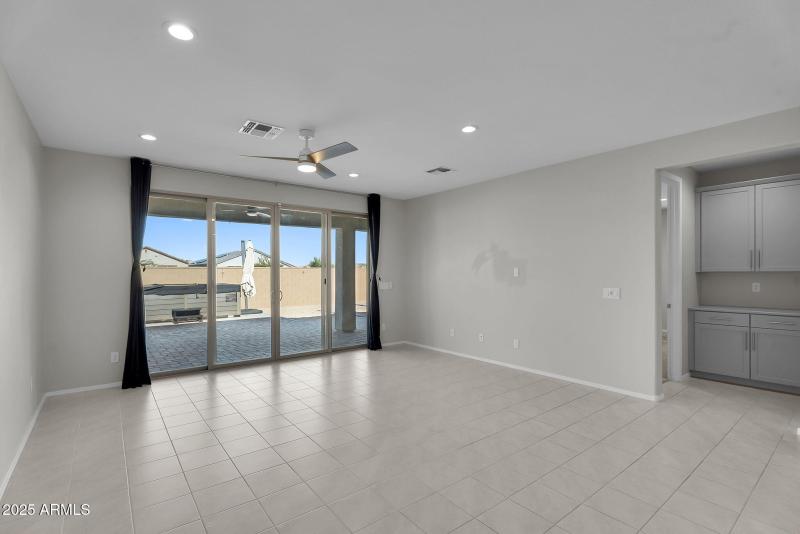 7-web-or-mls-Haley-10