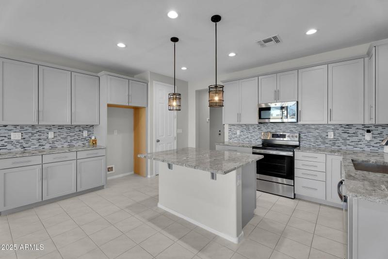 11-web-or-mls-Haley-5