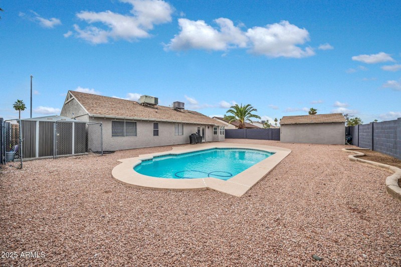 7138 W Cholla St-43