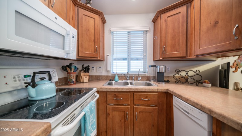 3710 S Goldfield Rd Unit 71-18