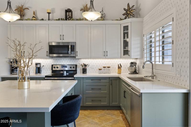 New Cabinets & Countertops