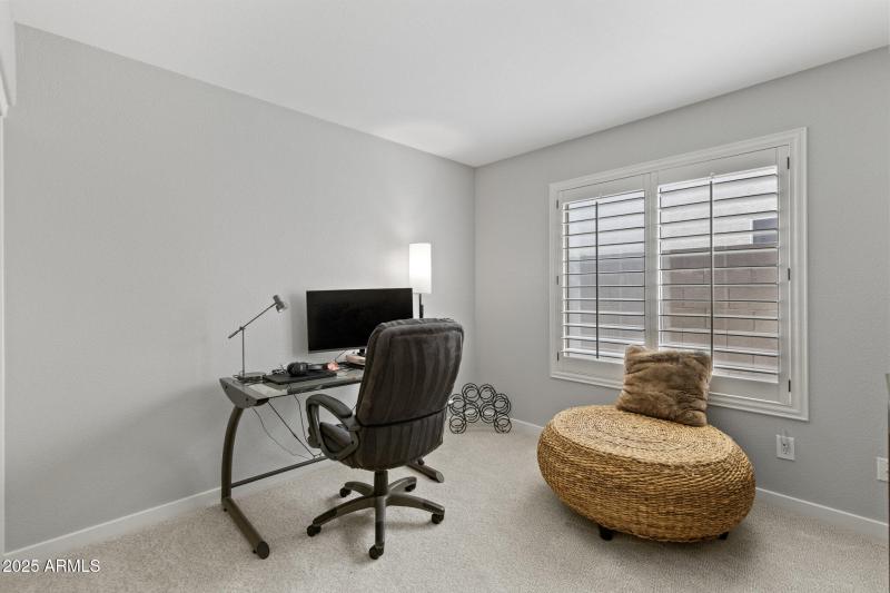 Downstairs Bedroom (Bedroom 4)