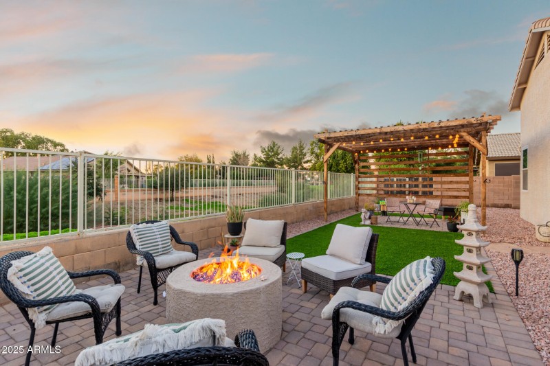 Resort-Style Backyard