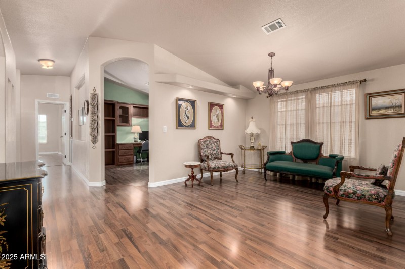 3301 S Goldfield Rd 4079