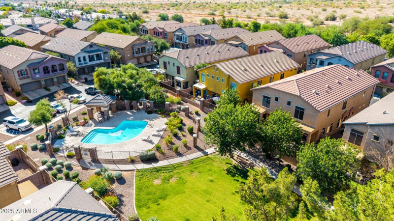 Neighborhood Streetscape