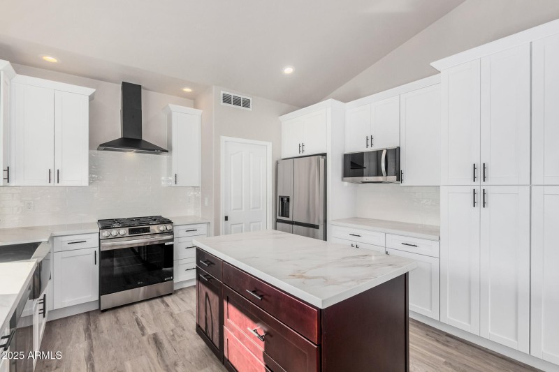 Stainless Appliances and Gas Stove