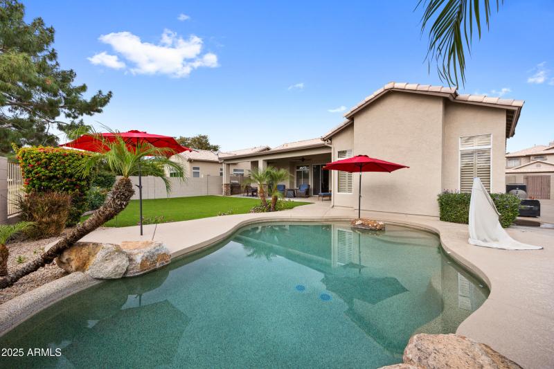 269 W El Freda Rd-37