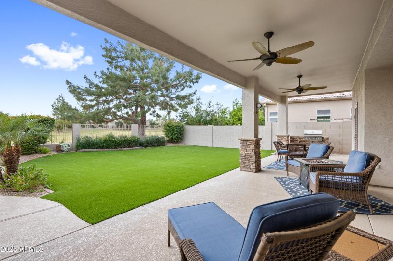 269 W El Freda Rd-40