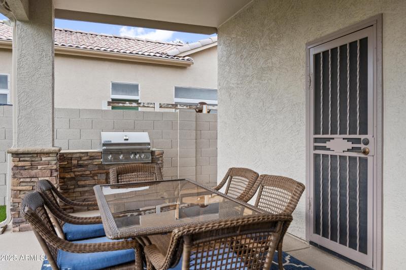 269 W El Freda Rd-41