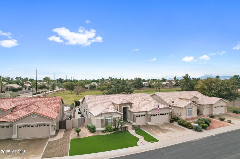 269 W El Freda Rd-46