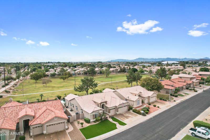 269 W El Freda Rd-47