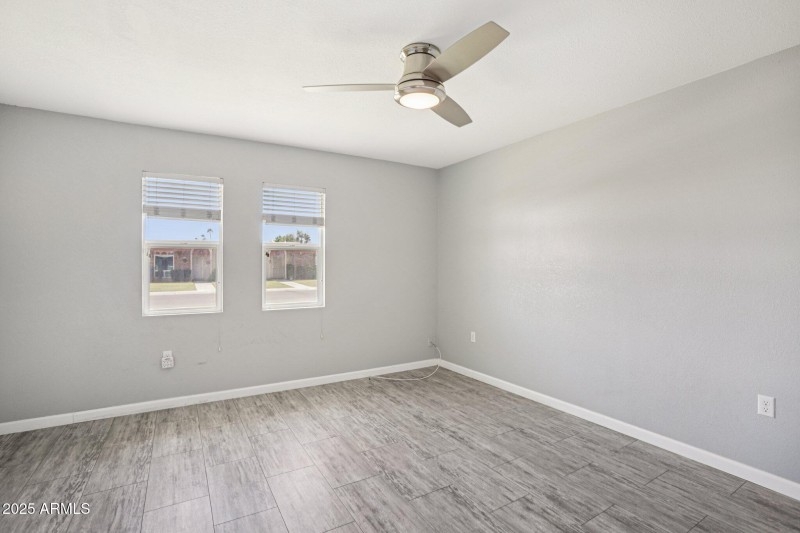 20-web-or-mls-W Forrester Dr-S1209-016