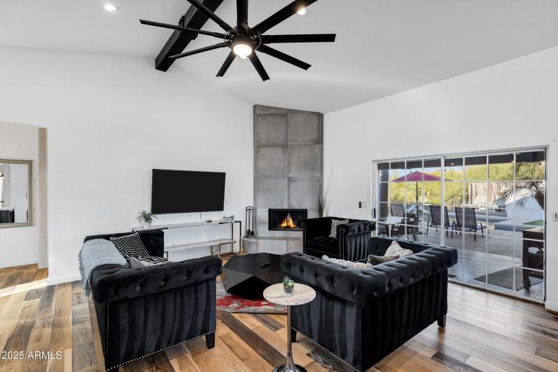 15444 E Sunburst Dr-13