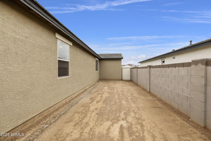 16-web-or-mls-_TM_1592