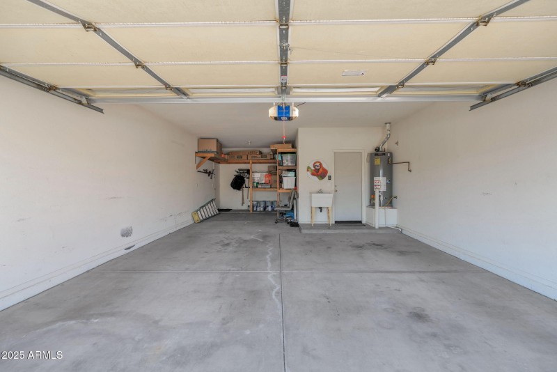 718 120th - 34Garage