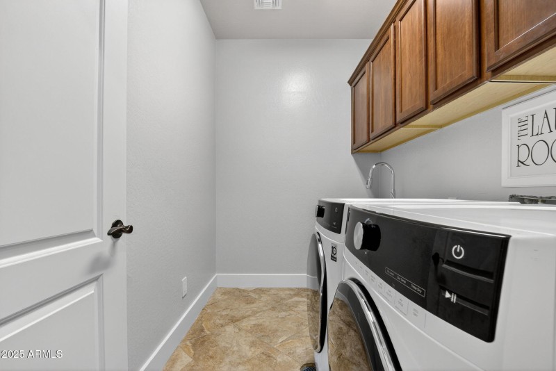 40-web-or-mls-118_a4m_CM