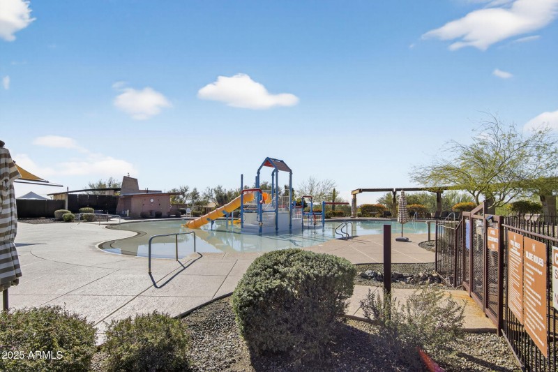 58-web-or-mls-173_a4m_CM