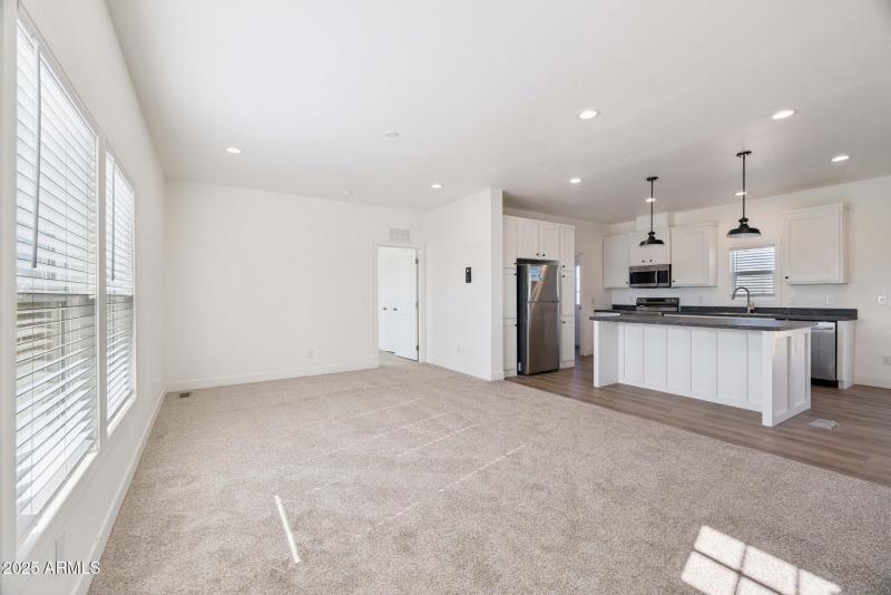 5-web-or-mls-50308-w-wildwood-rd